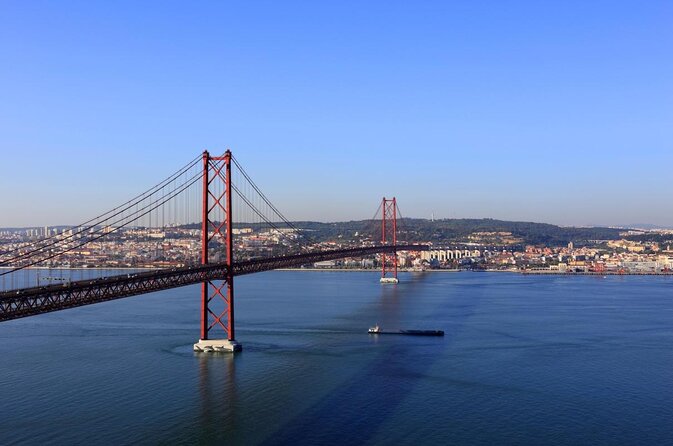 Lisbon Small Group Day Cruise with Historic Commentary & a Drink - Key reasons this cruise works so well