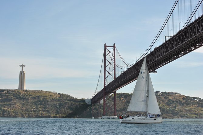Lisbon Small Group Day Cruise with Historic Commentary & a Drink - Stop-by-stop: what to look for as you sail past Lisbon’s waterfront icons