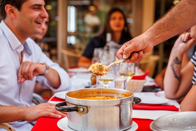 Lisbon Small-Group Portuguese Food and Wine Tour - Largo de São Domingos: ginjinha, the with-or-without tradition, and the story behind it