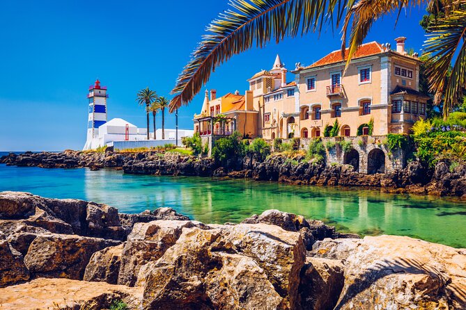 Lisbon Small Group Shore Excursion: Pena Palace, Sintra, Cascais - Cascais historic center: royal seaside mood and lunch at your pace