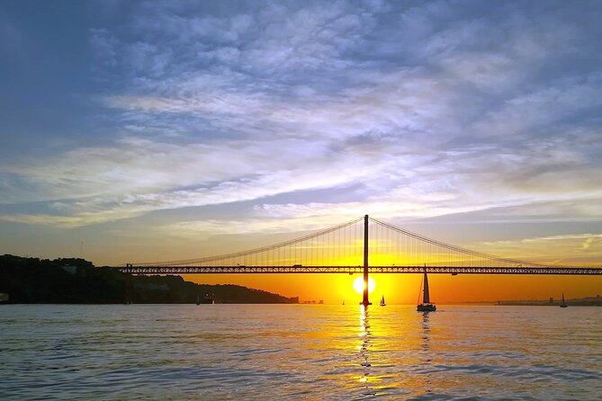 Lisbon Small Group Sunset Sailing 2h Cruise with Drinks Included - Key highlights worth your time