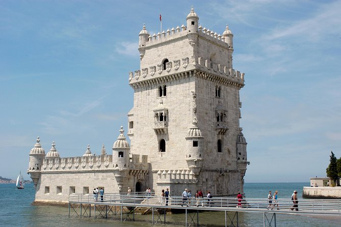 Lisbon Small Group Tour - Miradouro da Senhora do Monte: the view that sets Lisbon in context