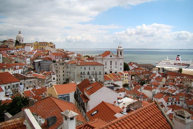 Lisbon - Small Group Walking Tour - Key things I’d focus on before you book