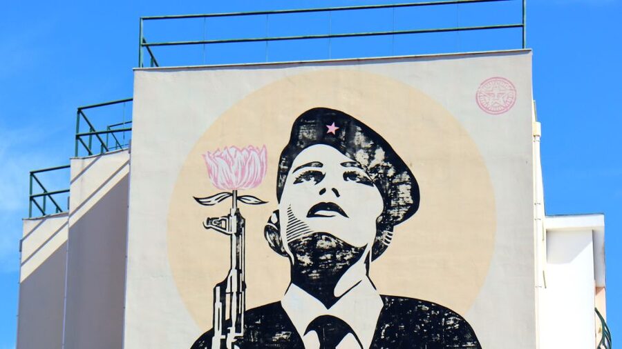 Lisbon: Street Art and Historical Walking Tour - Graça, Mouraria, and Alfama street art you can actually follow