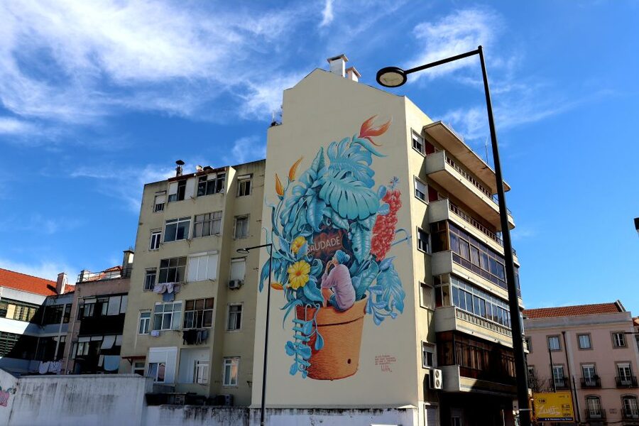 Lisbon: Street Art and Historical Walking Tour - Should you book this Lisbon street art and historical walk?