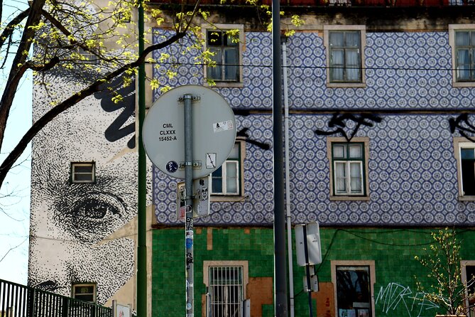 Lisbon Street Art and Lookout Point Tour - How hard is it, and what to wear?