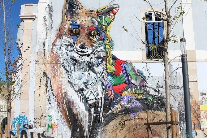 Lisbon Street Art - Private Tuk Tuk Tour with pickup - Getting moving: the meeting point near the port
