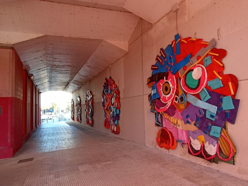 Lisbon: Street Art Tuk Tuk Tour - Price and value: why $165 per group can work for couples