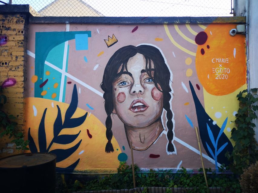 Lisbon: Street Art Tuk Tuk Tour - Tuk tuk logistics: fast coverage, short stops, and a ride that isn’t for everyone