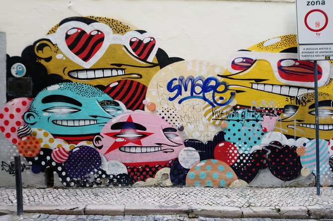 Lisbon: Street Art Walk - The Named Artists You’ll Actually Want to Photograph