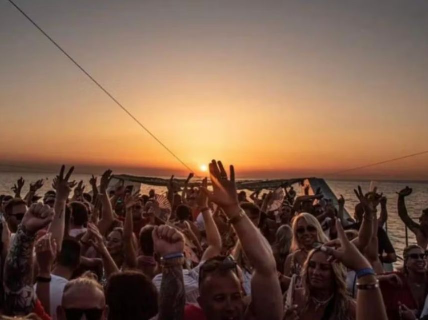 Lisbon: Sunset Boat Party Cruise with DJ and Open Bar - Price and value: what you actually get for around $27