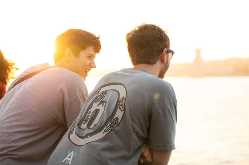 Lisbon: Sunset Boat Tour with Music and Drinks - Key things to know before you go