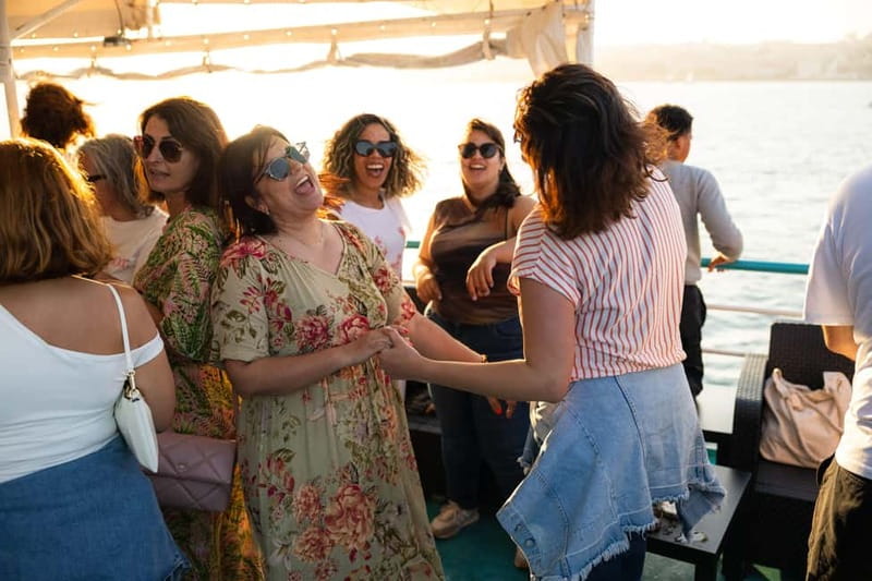 Lisbon: Sunset Boat Tour with Music and Drinks - Belém to Jerónimos: Tower Views, Discoveries Monument, and the Coastal Icons