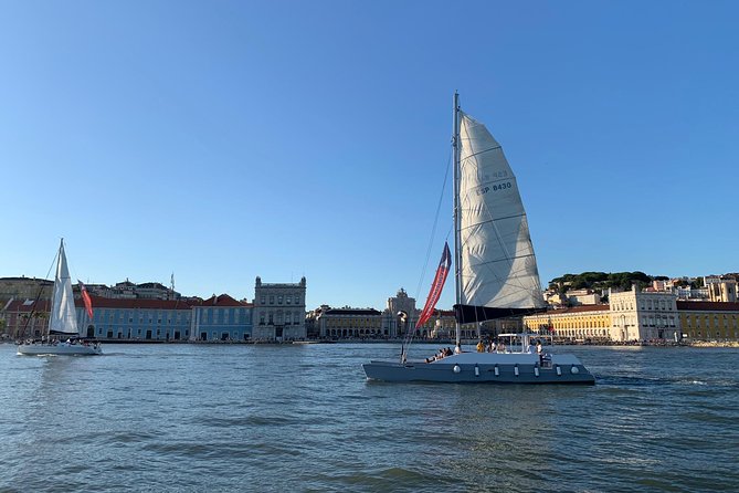 Lisbon Sunset Catamaran Cruise on the Tagus River - What to Bring: Layers Beat Overplanning