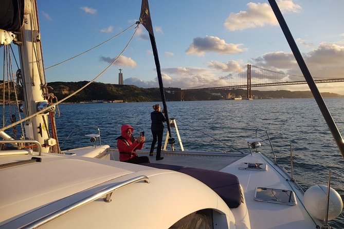 Lisbon: Sunset Cruise With Drinks on Spacious Yacht - Starting at Mercedes-Benz Oceanic Lounge: easy boarding beats rushed sightseeing