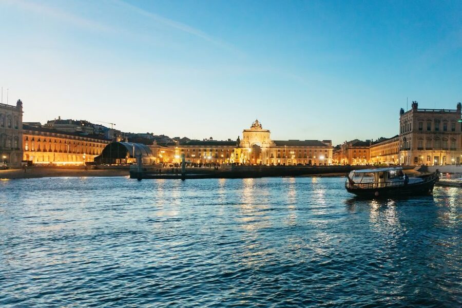 Lisbon: Sunset Cruise with Welcome Drink and Snacks - The digital audio guide: helpful facts, but not nonstop narration