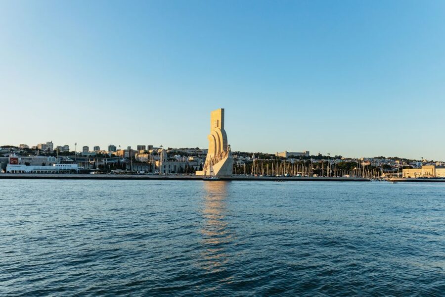 Lisbon: Sunset Cruise with Welcome Drink and Snacks - The Belém stretch: lighthouse, tower, and the Monument to the Discoveries