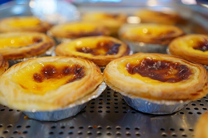 Lisbon Sunset Cruise with Wine and Snacks - Wine and snacks: what’s included (and what to expect)