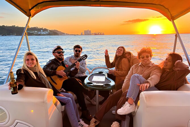 Lisbon Sunset Experience: Cruise, Wine and Live Music by the Capt - Key reasons this sunset cruise works