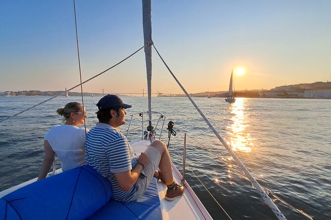Lisbon: Sunset Sailboat Tour on the Tagus River + Welcome Drink - What the Crew and Onboard Setup Add to the Experience