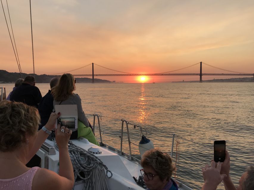 Lisbon: Sunset Sailing Cruise with Wine - Key points you’ll care about