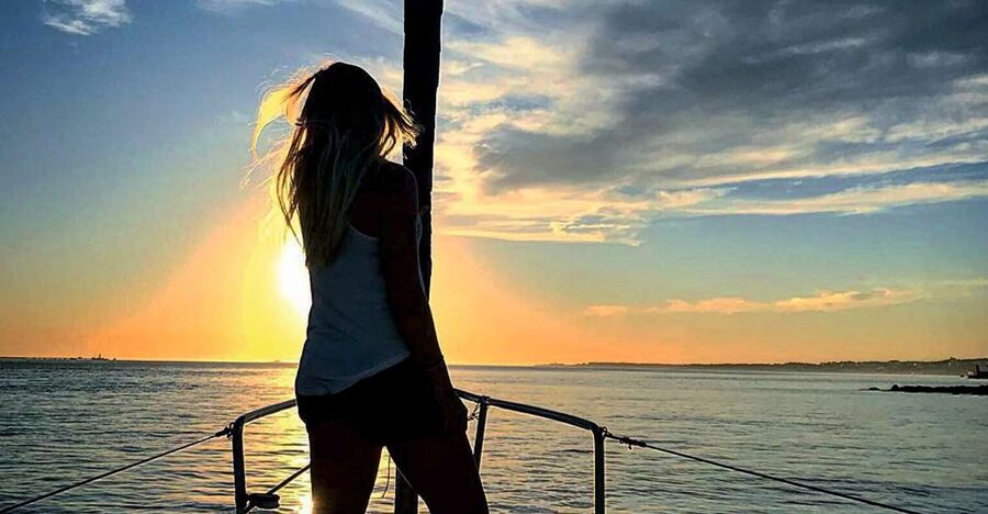 Lisbon: Sunset Sailing Cruise with Wine - Wine onboard: what’s included and how it affects the mood