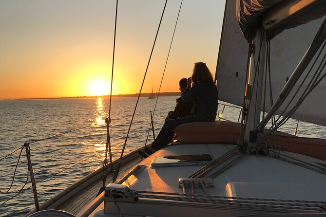 Lisbon Sunset Sailing Tour History & Local Wine — Small Group - Timing, weather, and the one thing that can change your mood