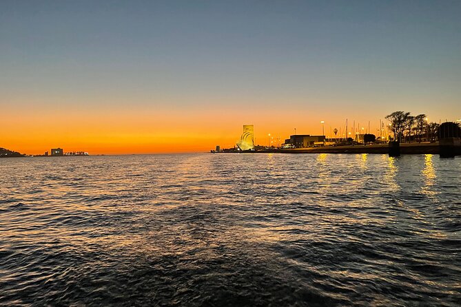 Lisbon Sunset Sailing Tour History & Local Wine — Small Group - Who this sailing tour fits best in your Lisbon plan