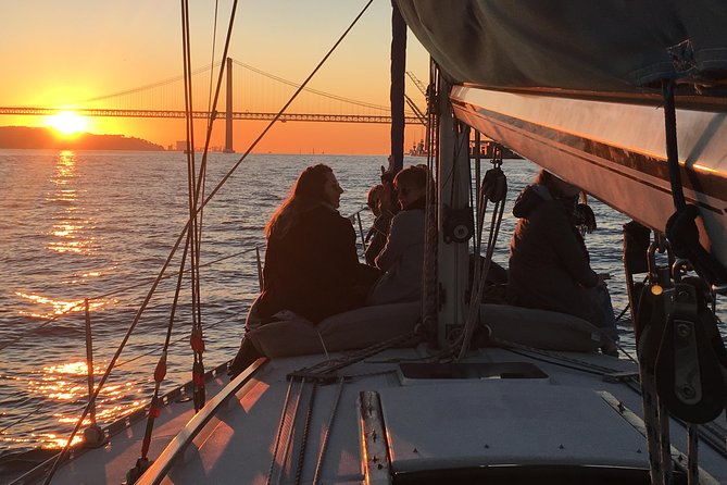 Lisbon Sunset Sailing Tour with White or Rosé Wine and Snacks - Why this Lisbon sunset sail feels different than land tours