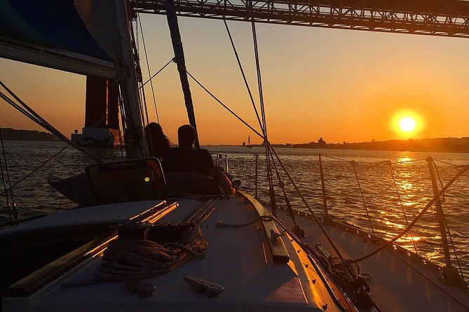 Lisbon Sunset Sailing Tour with White or Rosé Wine and Snacks - Timing: the 3:30 pm start that buys you more Lisbon