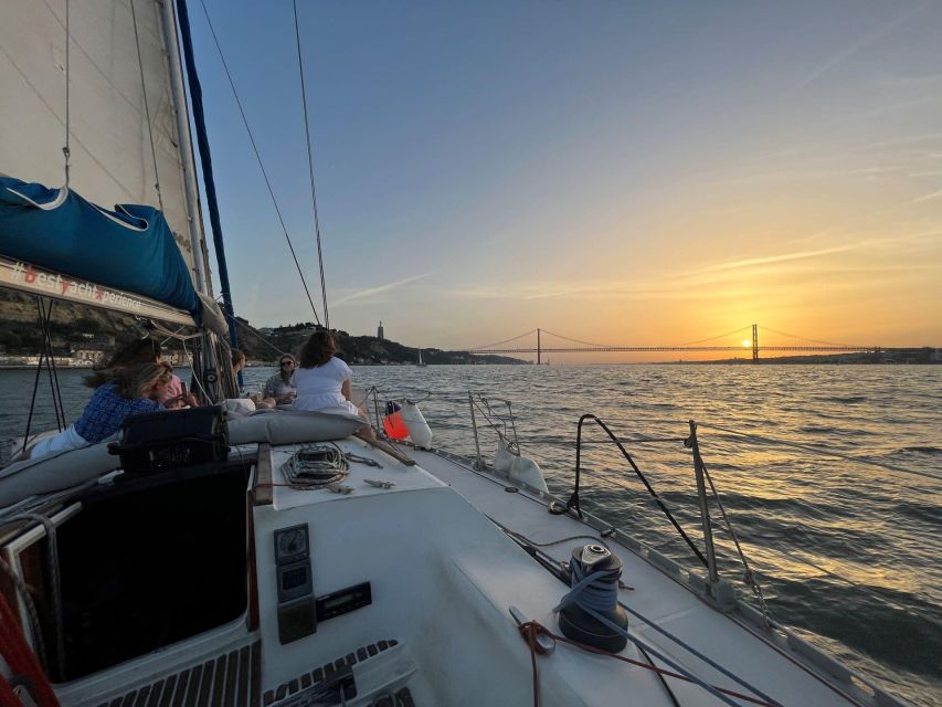 Lisbon Sunset Sensations 2h Cruise - Key things to know before you go