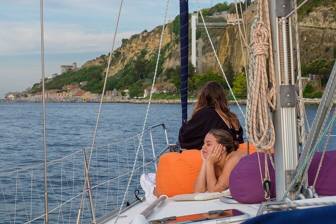 Lisbon: Sunset Tagus River Sailing Tour with Drinks - 25 de Abril Bridge and the river’s discovery-era connections