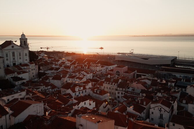 Lisbon Sunset Walk Through Hidden Viewpoints With a Local - Santa Luzia: Wide Views and a Real Break