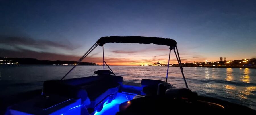 Lisbon: Tagus River Boat Sunset and Night Champagne Tour - Key highlights you should care about