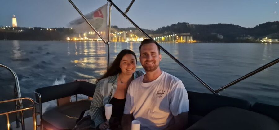 Lisbon: Tagus River Boat Sunset and Night Champagne Tour - Price and value: what $41 buys in 2 hours