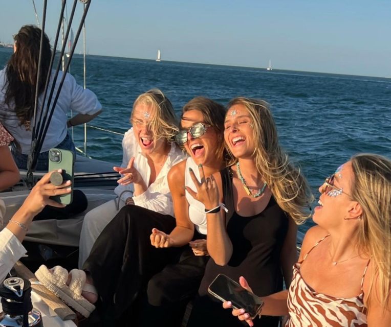 Lisbon: Tagus River Cruise, Morning, Day, Sunset, or Night - From Doca do Bom Sucesso to Belem Tower: The Belém Start