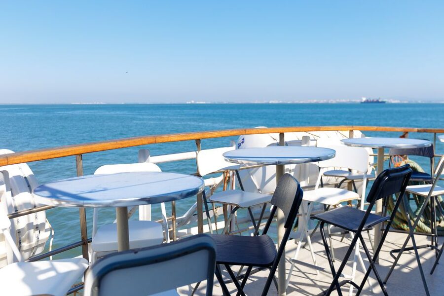 Lisbon: Tagus River Cruise With Brunch - Audio Guide App: Useful When It’s Working