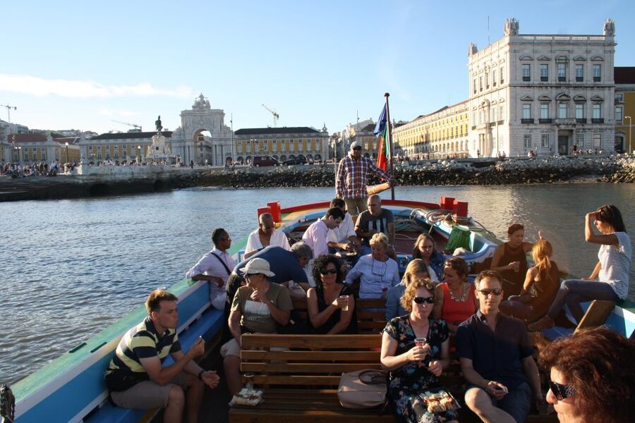 Lisbon: Tagus River Express Cruise in a Traditional Vessel - Should You Book the Lisbon Tagus River Express Cruise?