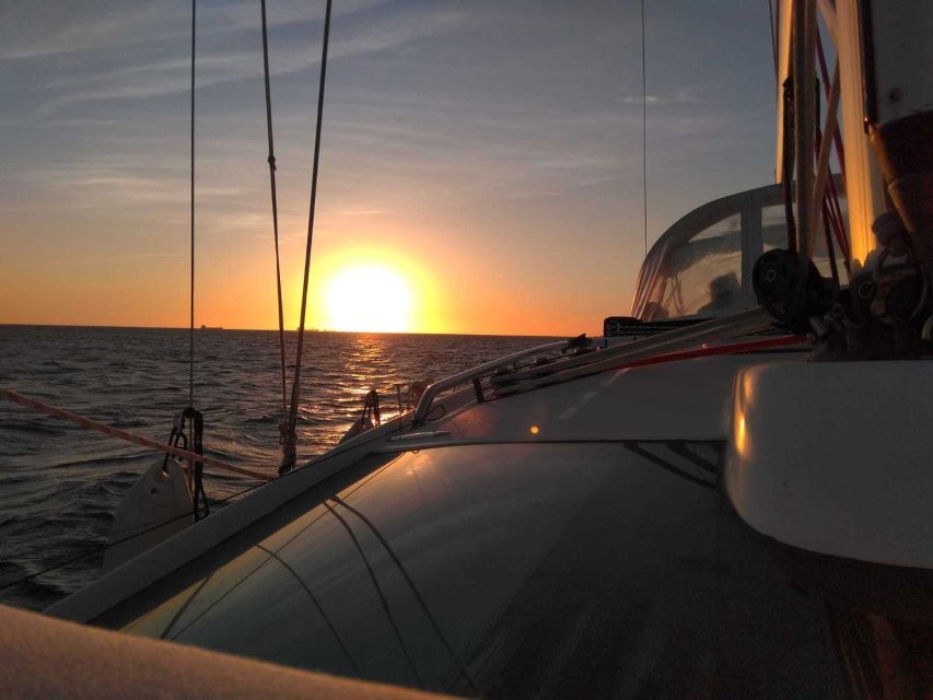 Lisbon: Tagus River Sailboat Tour - FAQ
