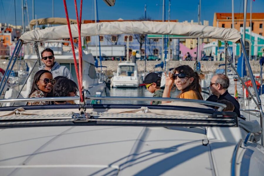 Lisbon: Tagus River Sailboat Tour - The two-hour route: from Belém Tower to Commerce Square