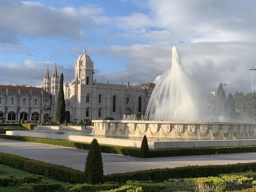 Lisbon: Tailored Tour - Museums and city stories: picking the right theme