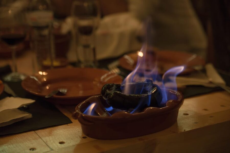Lisbon: Tapas & Drinks with Fado Live Performance - How the 3-Hour Evening Flows: Dinner, Then Fado Sets