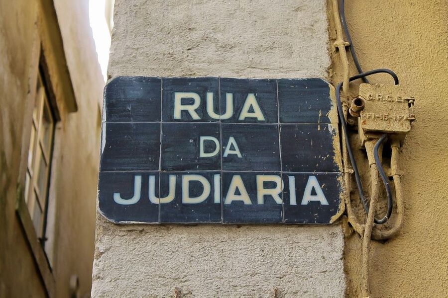Lisbon: The Jewish Sephardic Walking Tour - The long arc of belonging: exile, return, and reappearing communities