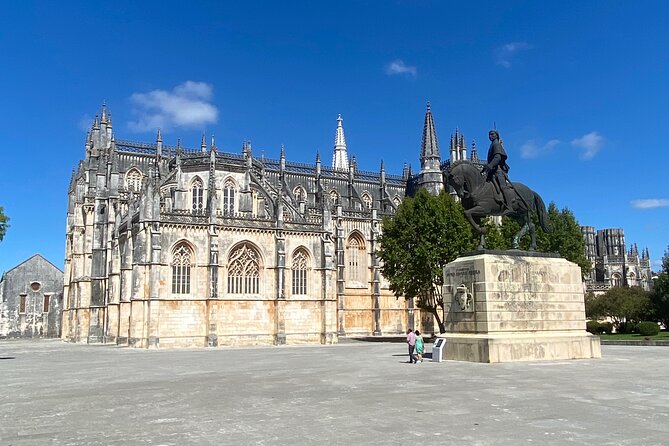 Lisbon to Fatima/Batalha/Nazare & Obidos guided tour 8pax group - Key stops that make the day work (and why)