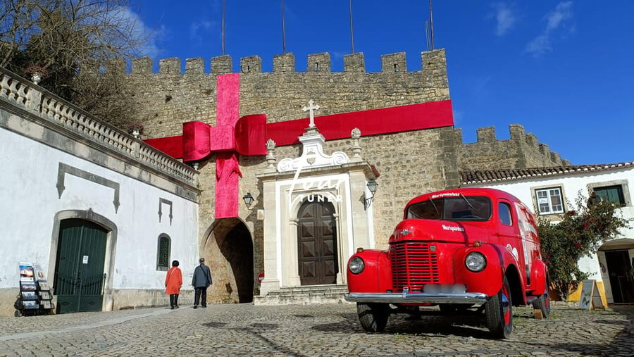 Lisbon: To Porto, Day Trip & Transfer with Stops in 3 Cities - Key takeaways before you book