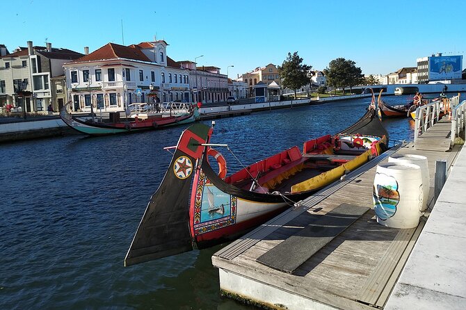 Lisbon to Porto or Porto to Lisbon transfer with stops - Óbidos: Medieval Streets Without the Whole-Day Commitment