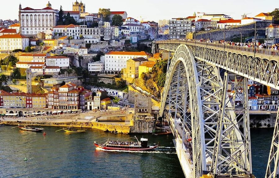 Lisbon to Porto with Óbidos-Nazaré-Fátima-Coimbra-Aveiro - Key Points You’ll Care About
