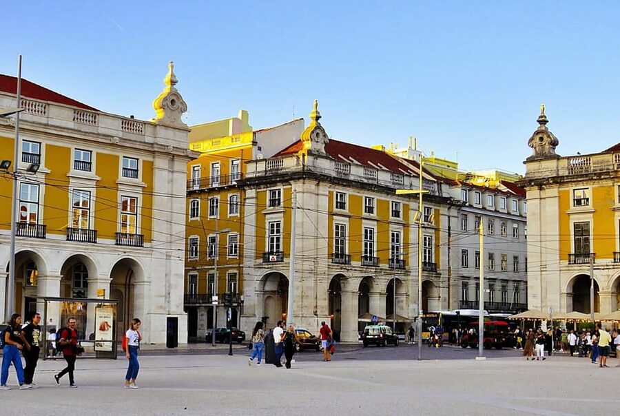Lisbon to Porto with Óbidos-Nazaré-Fátima-Coimbra-Aveiro - Coimbra: A University City Where Culture Sets the Pace