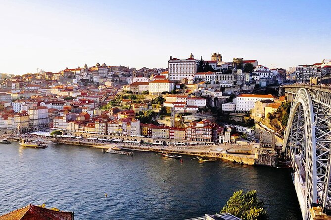 Lisbon to Porto with stop Aveiro-Fátima-Coimbra-Tomar-Nazaré-Óbidos - Fátima: the Sanctuary visit you can treat as quiet time or a learning stop