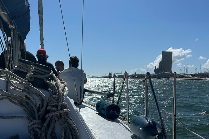 Lisbon to Vela Private Experience in the Tejo - Padrão dos Descobrimentos and Jerónimos views: the Belém monuments tour, simplified